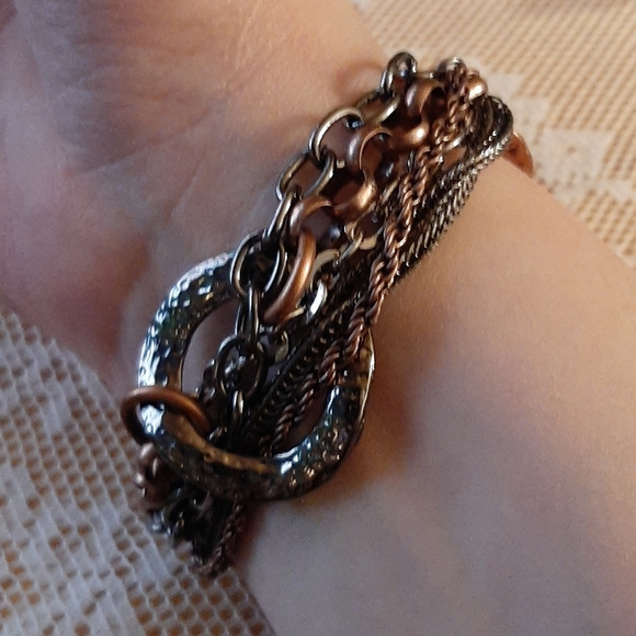 Steampunk Style Bracelet - Picture 5 of 7